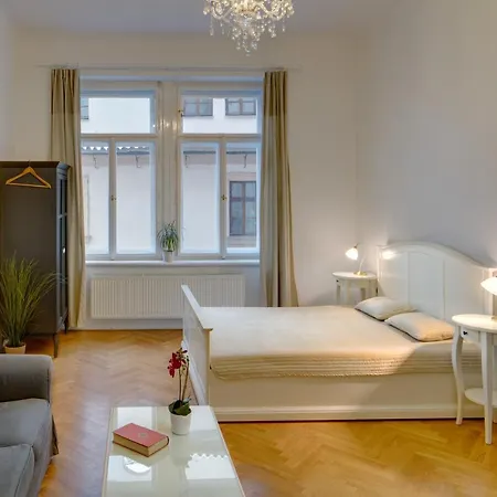 Karlova 24 - Old Town Apartament